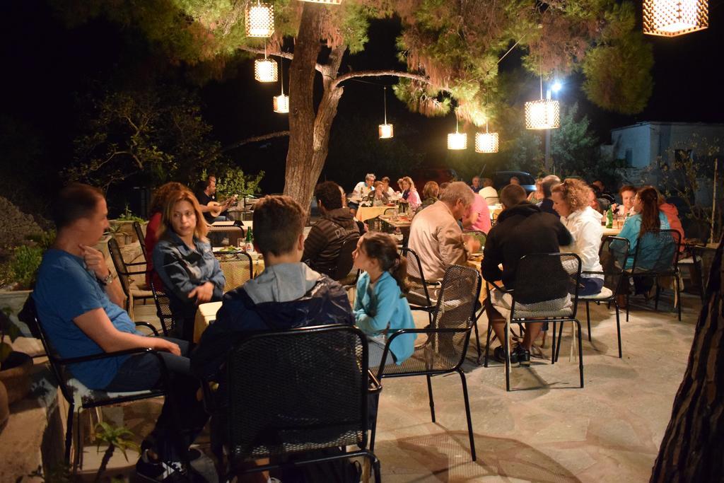 Porfyrousa Traditional Hotel Milopotamos  Esterno foto